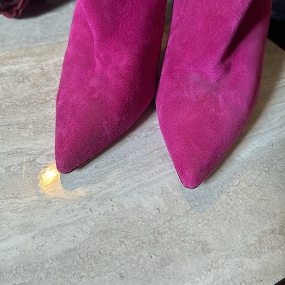 Authentic Louboutin So Kate Pink Suede Booty - Picture 2 of 6